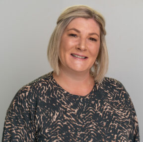 Kelly Shaw - Meet the Team | Heydays Home Care {{brizy_dc_image_alt imageSrc=